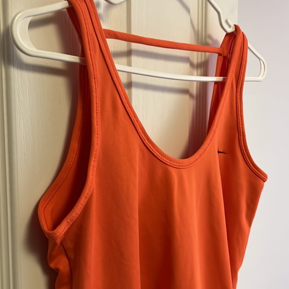 Nike Colour Block Top - Picture 7 of 9